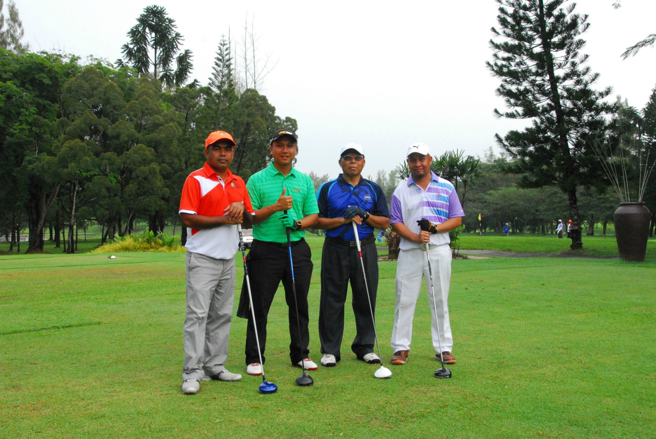 PRO15 157 GOLF DSC 0268.JPG